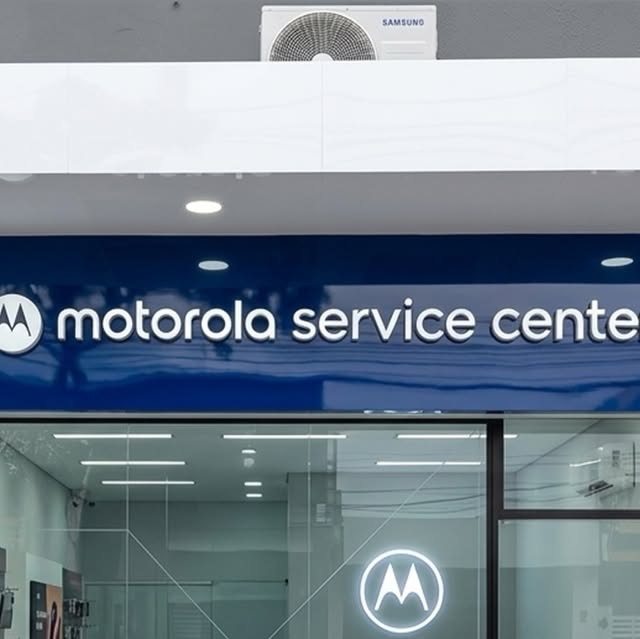 Fachada Motorola Service Center, obra da Toprint